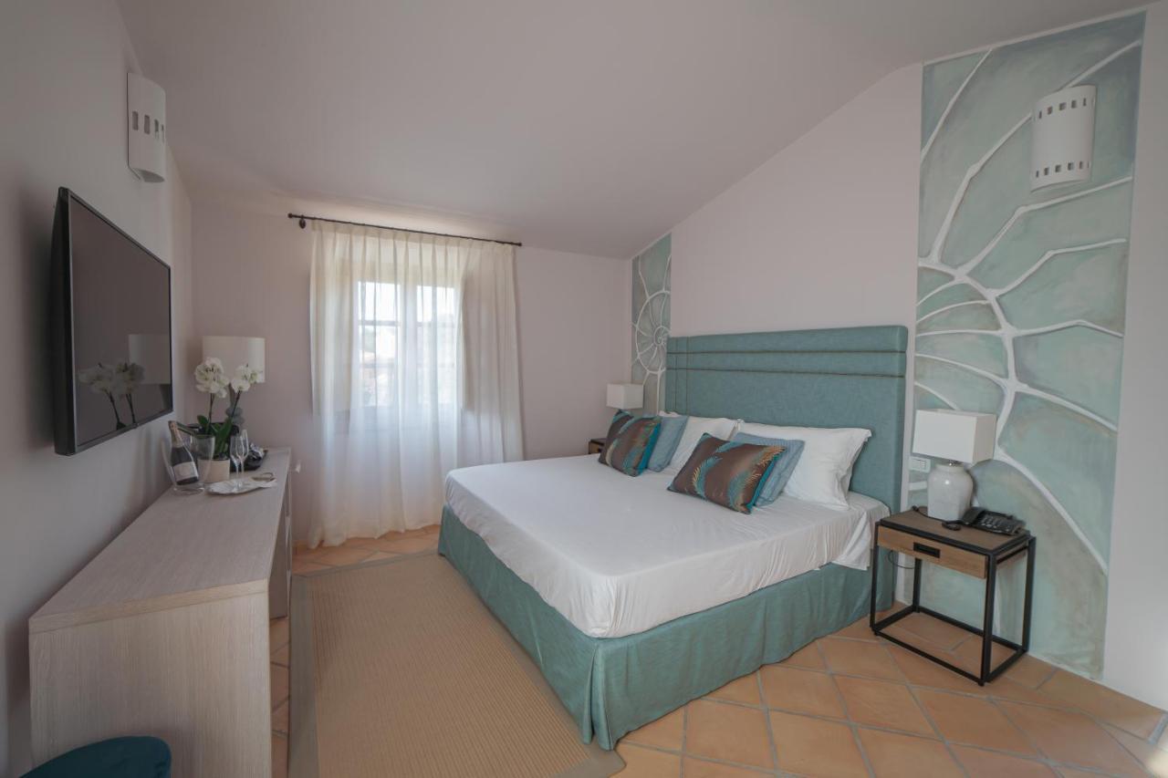 Hotel Borgo Smeraldo อาร์ซาเคนา ภายนอก รูปภาพ