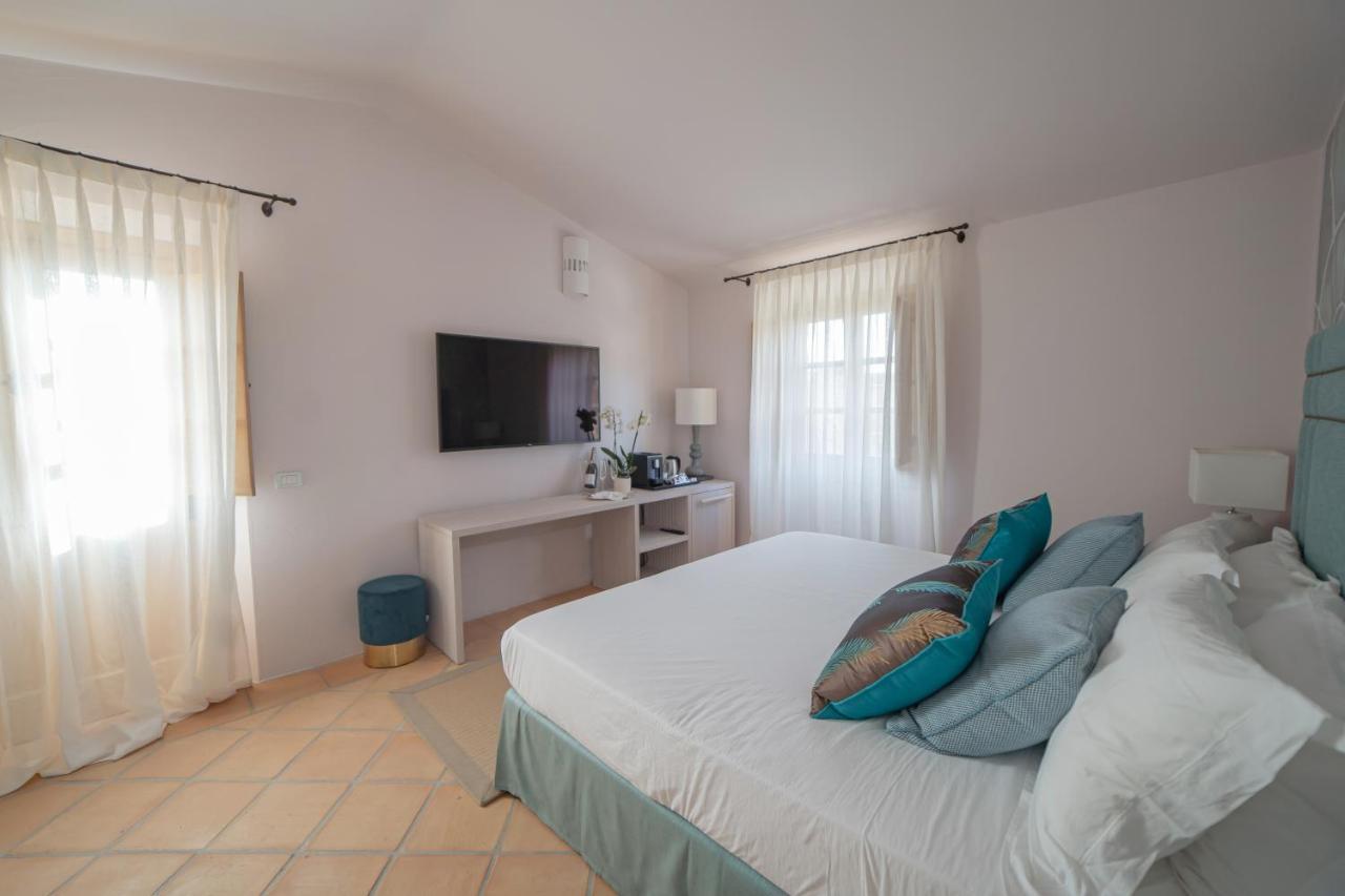 Hotel Borgo Smeraldo อาร์ซาเคนา ภายนอก รูปภาพ