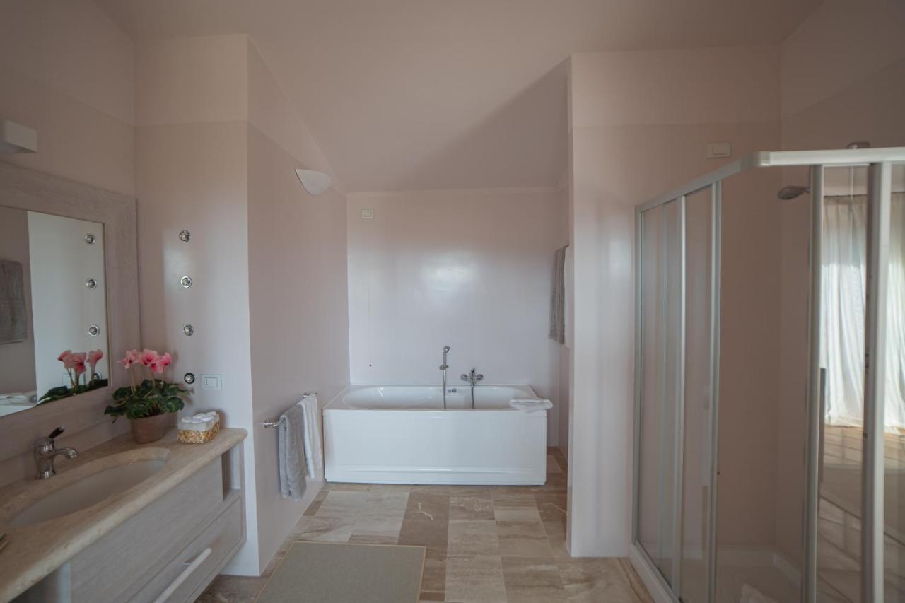 Hotel Borgo Smeraldo อาร์ซาเคนา ภายนอก รูปภาพ