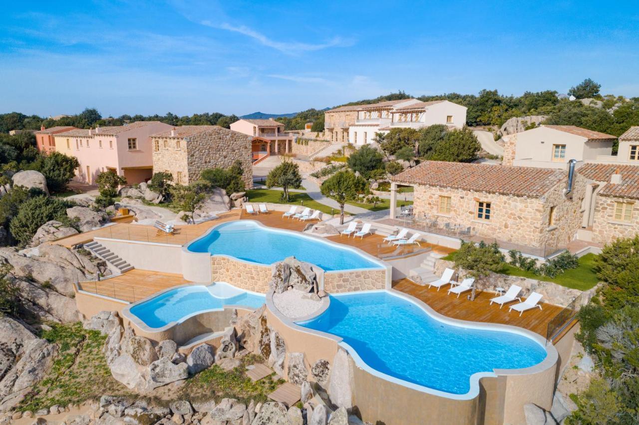 Hotel Borgo Smeraldo อาร์ซาเคนา ภายนอก รูปภาพ