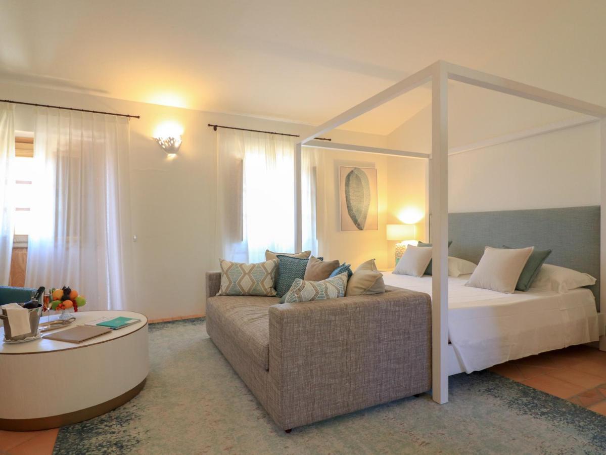 Hotel Borgo Smeraldo อาร์ซาเคนา ภายนอก รูปภาพ