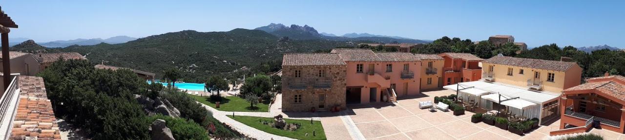 Hotel Borgo Smeraldo อาร์ซาเคนา ภายนอก รูปภาพ